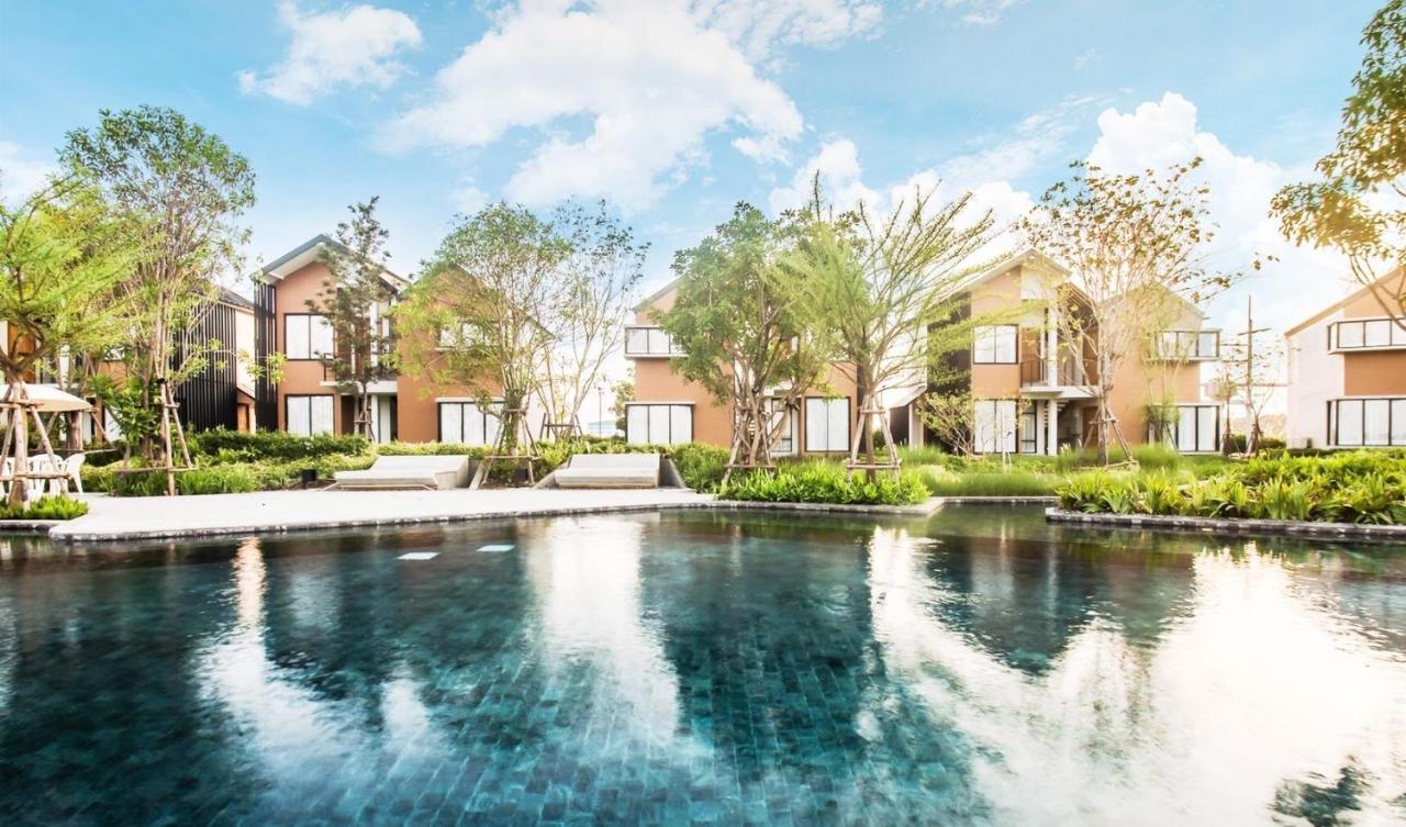 Saksiam Lakeside Resort Nonthaburi Exterior photo